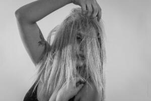 Emili.B